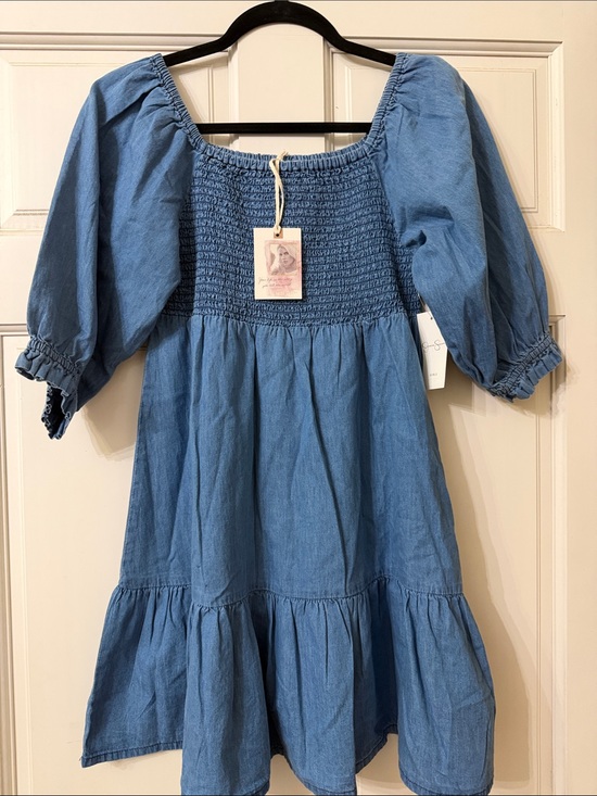 Jessica Simpson Dresses & Skirts - Jessica Simpson Denim-Blue Smocked Puff Sleeve Dress